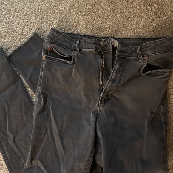 Black Jeans - Picture 2 of 3